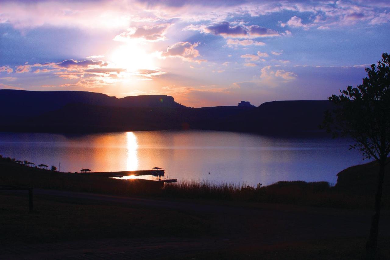 First Group Qwantani Hotel Harrismith Exterior photo