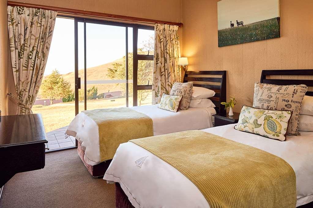 First Group Qwantani Hotel Harrismith Room photo